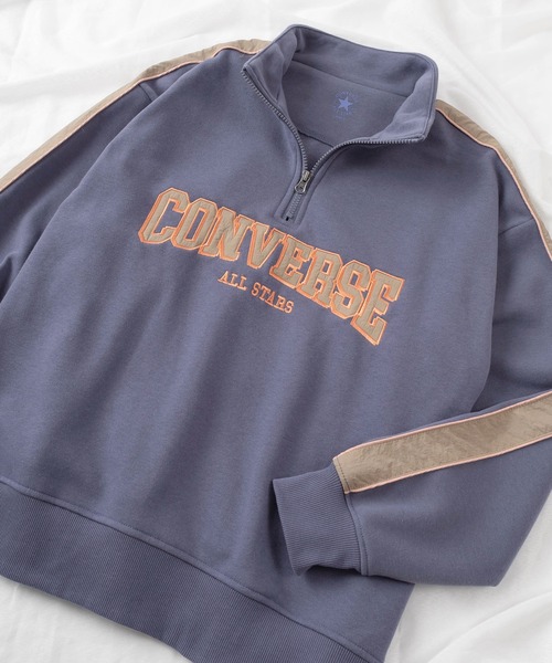 CONVERSE（コンバース）の「【CONVERSE/コンバース】サテンロゴワッペン ライン入り ハーフジップ スウェット/ビッグシルエット/裏起毛（スウェット・レディース・アッシュグレー/ブラック/ライトブルー/カーキ・M/L）」の4枚目の写真