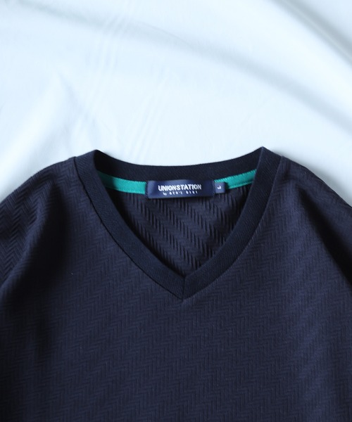 UNION STATION（ユニオンステーション）の「リンクスジャガードVネックロンT（Tシャツ/カットソー・メンズ・ベージュ/ネイビー/ホワイト・L/M/LL）」の4枚目の写真