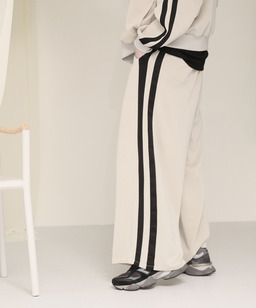 welise（ウェライズ）の「【welise/ウェライズ】ドレープストレッチジャージーラインルーズトラックパンツ /ワイドパンツ/ストレートパンツ(セットアップ対応)（その他パンツ・メンズ・ライトグレー/ブラック/アイボリー/ブラック×ホワイト/ホワイト×ブラック・L/M）」の18枚目の写真