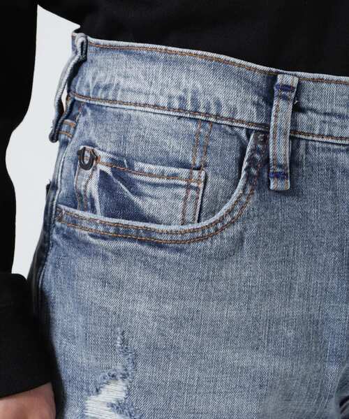 TRUE RELIGION(トゥルーレリジョン)の「True Religion Brand Jeans(トゥルーレリジョン ブランドジーンズ)ROCCO SHORT RENEGADE ROLL HEM(デニムパンツ・メンズ・ブルー・32/34/30)」の15枚目の写真