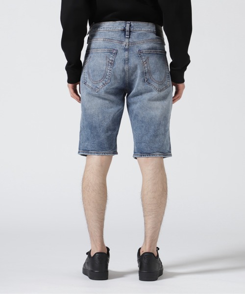 TRUE RELIGION(トゥルーレリジョン)の「True Religion Brand Jeans(トゥルーレリジョン ブランドジーンズ)ROCCO SHORT RENEGADE ROLL HEM(デニムパンツ・メンズ・ブルー・32/34/30)」の5枚目の写真