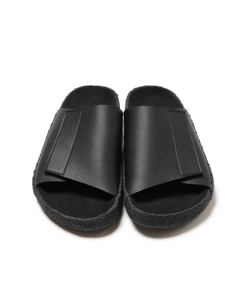 ATTACHMENT（アタッチメント）の「シンセティックレザー
