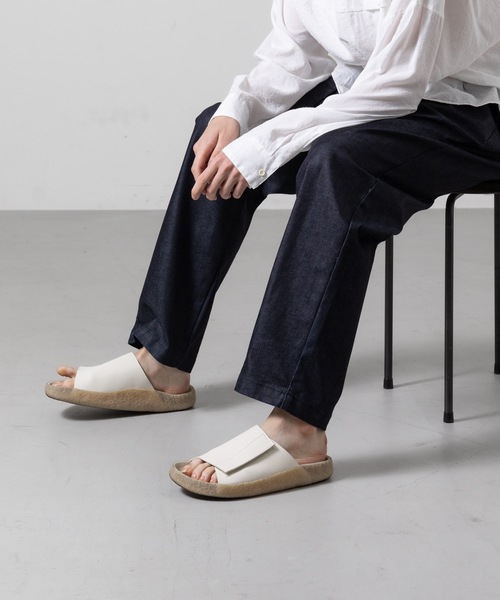 ATTACHMENT(アタッチメント)の「シンセティックレザー サンダル / SYNTHETIC LEATHER SANDAL(サンダル・メンズ・ブラック/オフホワイト・41/42/43)」の18枚目の写真