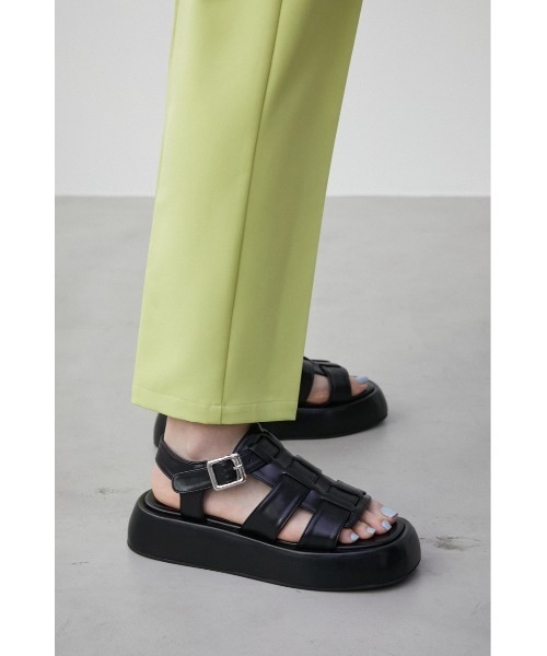 AZUL by moussy(アズールバイマウジー)の「PLATFORM GURKHA SANDALS/プラットフォームグルカサンダル(サンダル・レディース・ブラック系その他/アイボリー/ブラック・MEDIUM/SMALL/LARGE)」の21枚目の写真