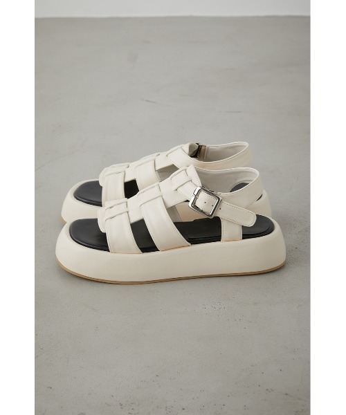 AZUL by moussy(アズールバイマウジー)の「PLATFORM GURKHA SANDALS/プラットフォームグルカサンダル(サンダル・レディース・ブラック系その他/アイボリー/ブラック・MEDIUM/SMALL/LARGE)」の4枚目の写真