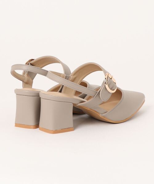 Fabby fabby(ファビィーファビィー)の「ベルトバックバンドポインテッドサンダル(サンダル・レディース・ブラック/オフホワイト/モカ・SMALL/MEDIUM/LARGE)」の11枚目の写真