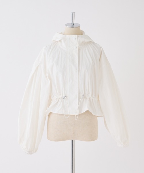 one after another NICE CLAUP(ワンアフターアナザーナイスクラップ)の「ショートマウンテンパーカー(マウンテンパーカー・レディース・オフホワイト/ブラック/ラベンダー・FREE)」の12枚目の写真