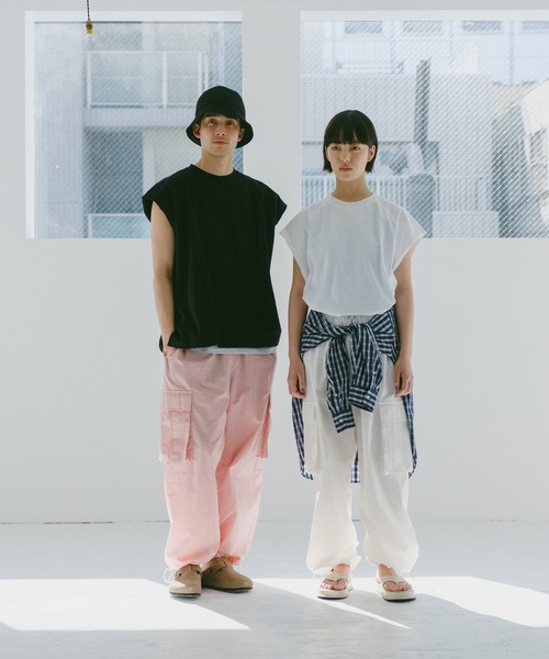 WHIMSIC（ウィムジック）の「【UNISEX】ナイロンカーゴパンツ（カーゴパンツ・メンズ・ブラック/ホワイト/ピンク/ブルー・FREE）」の5枚目の写真