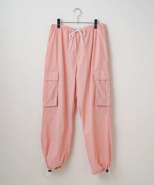 WHIMSIC（ウィムジック）の「【UNISEX】ナイロンカーゴパンツ（カーゴパンツ・メンズ・ブラック/ホワイト/ピンク/ブルー・FREE）」の19枚目の写真