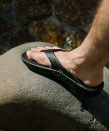 OOFOS | OOFOS　Ooriginal(サンダル)