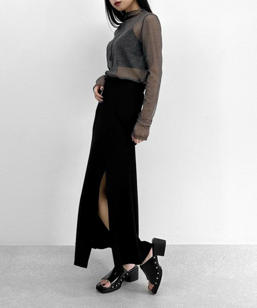 LVEU.(ラブユ.)の「【LVEU.】センターシームシースルートップス / トップス カットソー シアー シースルー メッシュ ハイネック モックネック ボートネック 長袖 レイヤード インナー ブラック カーキ ブルー(Tシャツ/カットソー・レディース・ブラック/ブルー/ライトカーキ・FREE)」の13枚目の写真