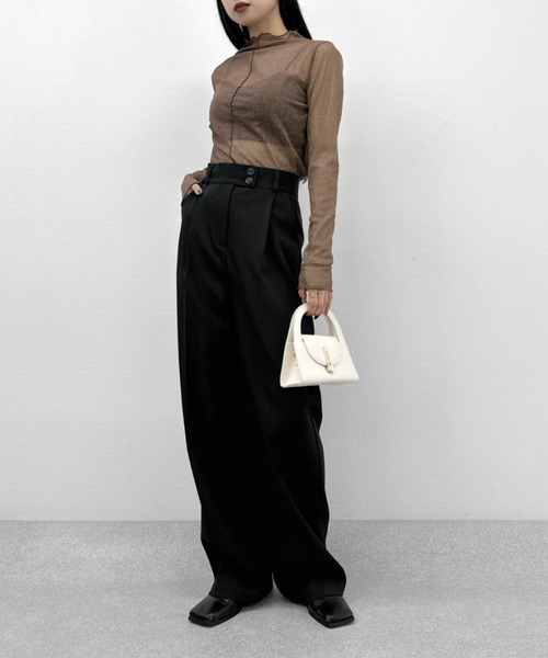 LVEU.(ラブユ.)の「【LVEU.】センターシームシースルートップス / トップス カットソー シアー シースルー メッシュ ハイネック モックネック ボートネック 長袖 レイヤード インナー ブラック カーキ ブルー(Tシャツ/カットソー・レディース・ブラック/ブルー/ライトカーキ・FREE)」の20枚目の写真