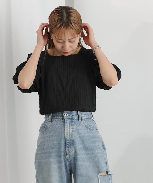 COLONY 2139（コロニートゥーワンスリーナイン）の「袖タックラグランシャーリングプルオーバー（シャツ/ブラウス・レディース・オフホワイト/グリーン/ブラック/ブルー・FREE）」の14枚目の写真