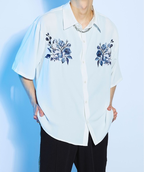Ellno Loset（エルノロゼット）の「とろみフラワー刺繍シャツ（シャツ