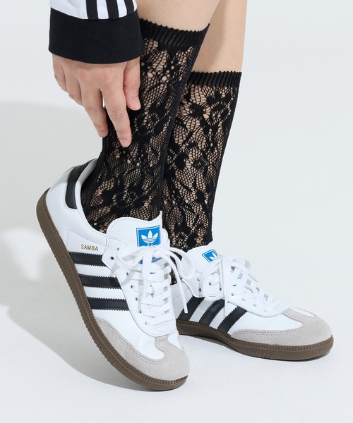 adidas(アディダス)の「サンバ OG / SAMBA OG / アディダスオリジナルス adidas Originals スニーカー(スニーカー・レディース・ブラック×ホワイト/ホワイト×ブラック・26.0cm/30.0cm/29.5cm/23.5cm/24.5cm/22.5cm/26.5cm/25.5cm/22.0cm/28.5cm/23.0cm/27.0cm/29.0cm/28.0cm/25.0cm/27.5cm/24.0cm/31cm/32cm/30.5cm/31.5cm)」の5枚目の写真