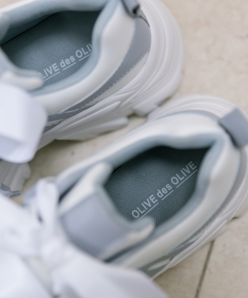 OLIVE des OLIVE(オリーブデオリーブ)の「リボン厚底スニーカー 1031130190(スニーカー・レディース・ホワイト/ブルー・SMALL/MEDIUM/LARGE)」の5枚目の写真