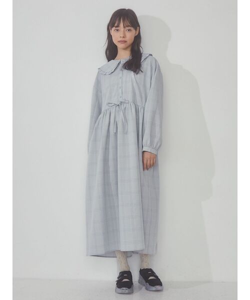 merry jenny（メリージェニー）の「flowerベルクロスニーカー（スニーカー・レディース・ブルー/ベージュ/ブラック・MEDIUM/LARGE）」の21枚目の写真