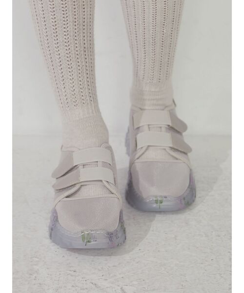 merry jenny（メリージェニー）の「flowerベルクロスニーカー（スニーカー・レディース・ブルー/ベージュ/ブラック・MEDIUM/LARGE）」の16枚目の写真