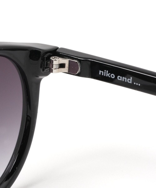 niko and...（ニコアンド）の「オリジナルボスリントンサングラス（サングラス・レディース・ブルー/ブラック/ブラウン・FREE）」の9枚目の写真