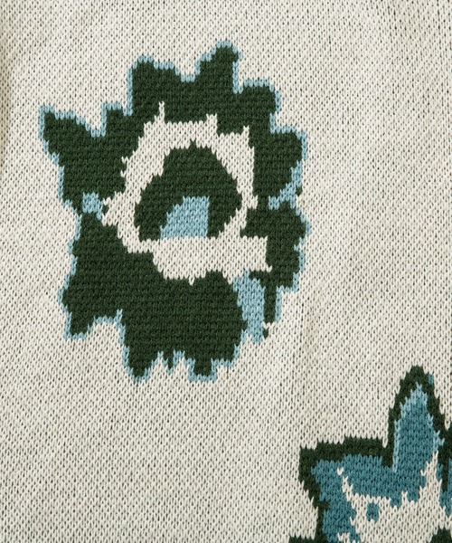HOOK（フック）の「HOOK -original-　絵画調ひまわりジャカード編みニット風スウェット　サガラ刺繍入り（ニット/セーター・メンズ・ライトベージュ/ブルー・M/L/XL）」の16枚目の写真