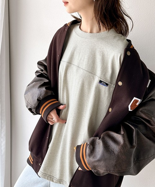 Java(ジャバ)の「《JaVaジャバコラボ》“あえて”のゆるさで可愛さマシマシ。今日のわたしは余裕顔。コットン100%長袖フットボールオーバーサイズプルオーバー(Tシャツ/カットソー・レディース・オフホワイト/オートミール/グリーン/ブラック/グレイッシュベージュ・LARGE/SMALL/MEDIUM/X-LARGE)」の17枚目の写真