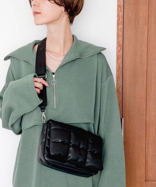 LEPSIM(レプシィム)の「パデットミニショルダー 971114(ショルダーバッグ・レディース・カーキ/ブラック・ONE SIZE)」の2枚目の写真