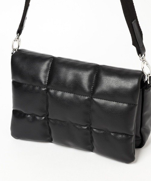 LEPSIM(レプシィム)の「パデットミニショルダー 971114(ショルダーバッグ・レディース・カーキ/ブラック・ONE SIZE)」の15枚目の写真