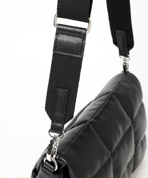 LEPSIM(レプシィム)の「パデットミニショルダー 971114(ショルダーバッグ・レディース・カーキ/ブラック・ONE SIZE)」の16枚目の写真