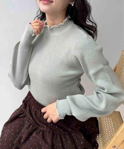 AS KNOW AS plus(アズノゥアズプラス)の「☆配色メロウ ボリューム袖ニットプルオーバー(ニット/セーター・レディース・ブラック/オフホワイト/ホワイト×ブラック/グレイッシュベージュ/ミント・FREE)」の5枚目の写真