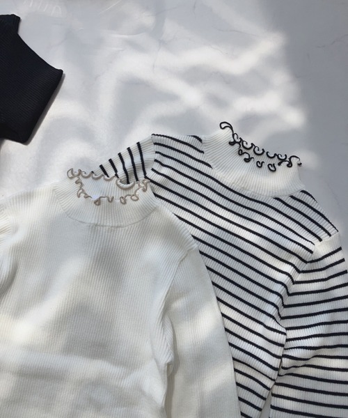 AS KNOW AS plus（アズノゥアズプラス）の「☆配色メロウ ボリューム袖ニットプルオーバー（ニット/セーター・レディース・ブラック/オフホワイト/ホワイト×ブラック/グレイッシュベージュ・FREE）」の16枚目の写真