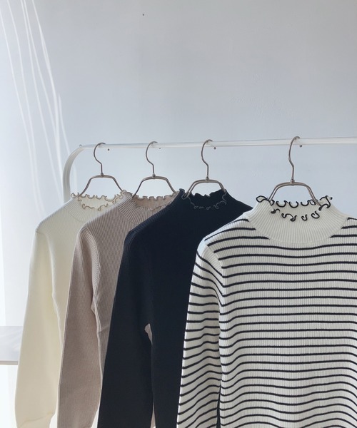 AS KNOW AS plus（アズノゥアズプラス）の「☆配色メロウ ボリューム袖ニットプルオーバー（ニット/セーター・レディース・ブラック/オフホワイト/ホワイト×ブラック/グレイッシュベージュ・FREE）」の21枚目の写真