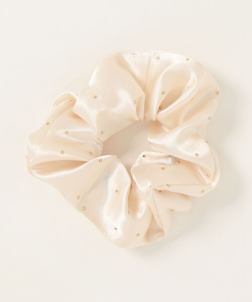 LOWRYS FARM(ローリーズファーム)の「ホットフィックスツキシュシュ 984005(シュシュ・レディース・アイボリー/ブラック/ブラウン・FREE)」の1枚目の写真