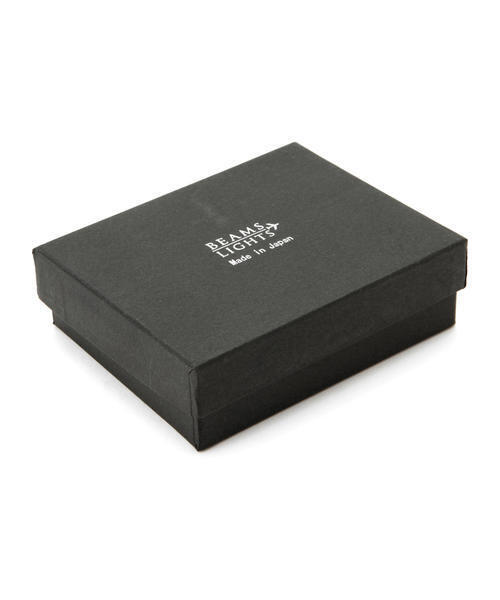 BEAMS LIGHTS Men's（ビームスライツ メンズ）の「BEAMS LIGHTS / レザーIDケース（パスケース・メンズ・ブラック/ベージュ・ONE SIZE）」の5枚目の写真