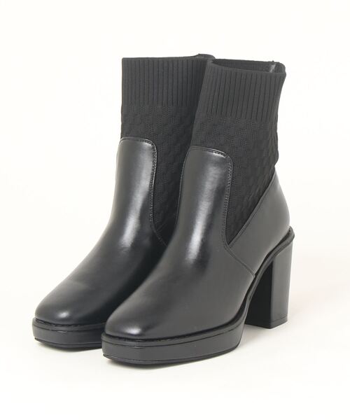 DULCIS REGALO(ドルキス レガロ)の「ElvisLuce(エルビスルーチェ)8cmヒール厚底ストームリブニットソックスボリュームソールショートブーツ(ブーツ・レディース・ブラック/アイボリー・L/S/M/LL)」の6枚目の写真