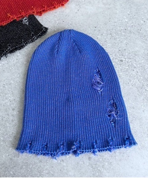 PAGEBOY（ページボーイ）の「ダメージビーニー（ニットキャップ/ビーニー・レディース・ブラック/ブルー/レッド・FREE）」の2枚目の写真