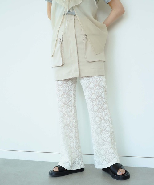 Ray BEAMS（レイビームス）の「Ray BEAMS / カット レース シアー パンツ（その他パンツ・レディース・ブラック/オフホワイト・1/0）」の4枚目の写真