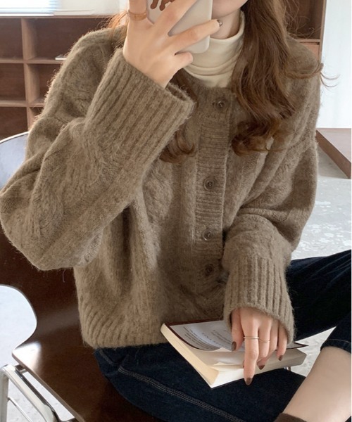 kirakiraShop(キラキラショップ)の「ケーブル ニット カーディガン(カーディガン/ボレロ・レディース・アイボリー/グレー/モカ・FREE)」の2枚目の写真