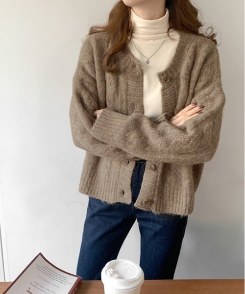 kirakiraShop(キラキラショップ)の「ケーブル ニット カーディガン(カーディガン/ボレロ・レディース・アイボリー/グレー/モカ・FREE)」の13枚目の写真