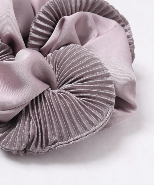 光沢サテン×プリーツ/シュシュ（シュシュ）｜Flowering（フラワー