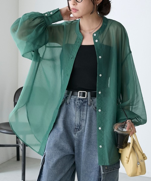 BONLECILL(ボンルシール)の「ボリュームスリーブバンドカラーシアーシャツ(シャツ/ブラウス・レディース・アイボリー/オレンジ/グリーン/ピンク/ベージュ/ブルー/ブラック・FREE)」の4枚目の写真