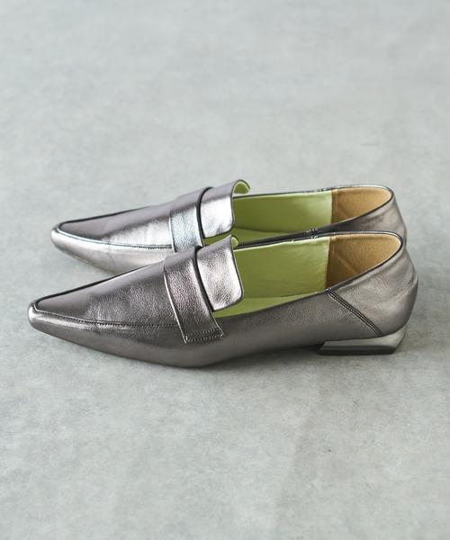 EVOL（イーボル）の「【EVOL(イーボル)】デザインヒールコインローファー（ローファー・レディース・ブロンズ/ブラック・23.5/24.5/22.5）」の4枚目の写真