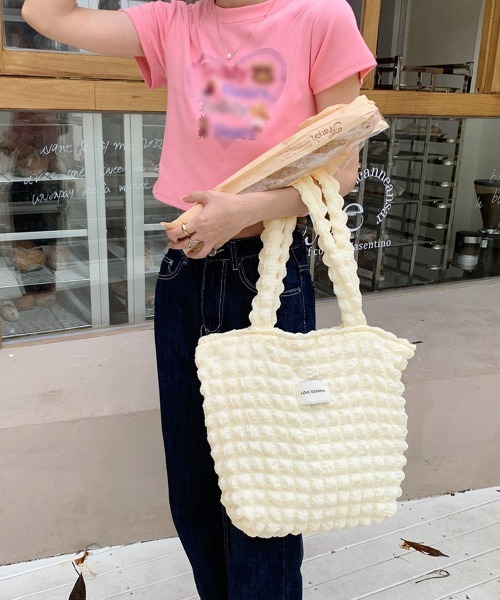 Miniministore(ミニミニストア)の「ぽこぽこトートバッグ ワッフル風バッグ(トートバッグ・レディース・イエロー/アイボリー/ピンク/ブラック/ブルー・FREE)」の11枚目の写真