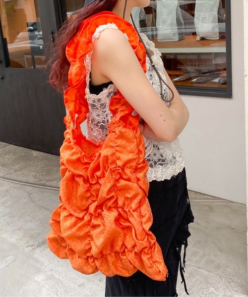 Casselini（キャセリーニ）の「Casselini(キャセリーニ)スクエアギャザートート（トートバッグ・レディース・アイボリー/ブラック/サックスブルー/オレンジ/ブルー/ゴールド/シルバー/グリーン・FREE）」の7枚目の写真