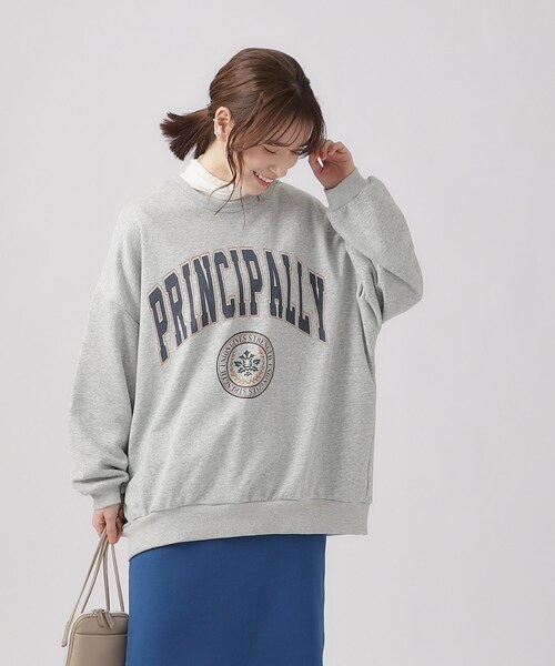 Cutie Blonde（キューティーブロンド）の「◆【体型カバー/洗える】前後差ヘム BIGシルエットスウェット（スウェット・レディース・ネイビー系3/ホワイト系その他/グレー系1/パープル系1/ブルー系5/チャコール・00）」の11枚目の写真