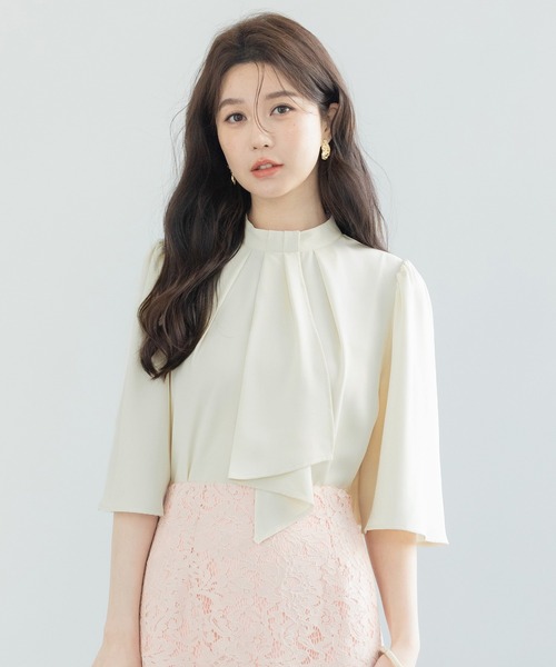 SAISON DE PAPILLON（セゾンドパピヨン）の「【大人気】5分丈スリーブスタンドカラーブラウス　卒業式 入学式（シャツ/ブラウス・レディース・ピンクベージュ/ライトグリーン/アイボリー/ブラック・S/M/L）」の8枚目の写真