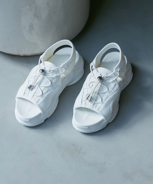 Juze（ジュゼ）の「厚底スニーカーサンダル（サンダル）」 - WEAR