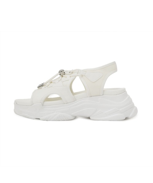 Juze（ジュゼ）の「厚底スニーカーサンダル（サンダル・レディース・ベージュ系その他2/ブラック/ホワイト・L/M/S）」の9枚目の写真