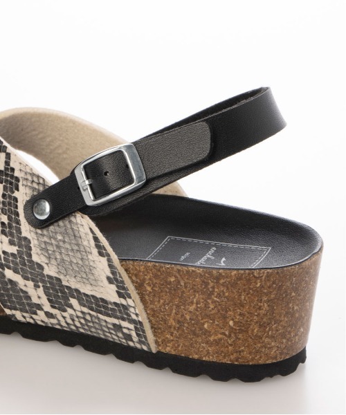 enchanted(エンチャンテッド)の「クロスオーバースリングバックウェッジサンダル(サンダル・レディース・パイソン/ホワイト/ダークブラウン/ブラック/シルバー・35/36/37/38/39)」の7枚目の写真