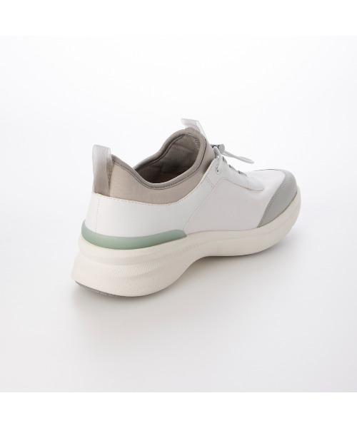 ing（イング）の「【レイン対応】コードストッパースニーカー（レインシューズ・レディース・ホワイト系その他2/ライトベージュ/ブラック/ブラウン系その他・L/M/S/LL）」の19枚目の写真