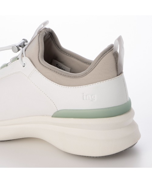 ing（イング）の「【レイン対応】コードストッパースニーカー（レインシューズ・レディース・ホワイト系その他2/ライトベージュ/ブラック/ブラウン系その他・L/M/S/LL）」の14枚目の写真
